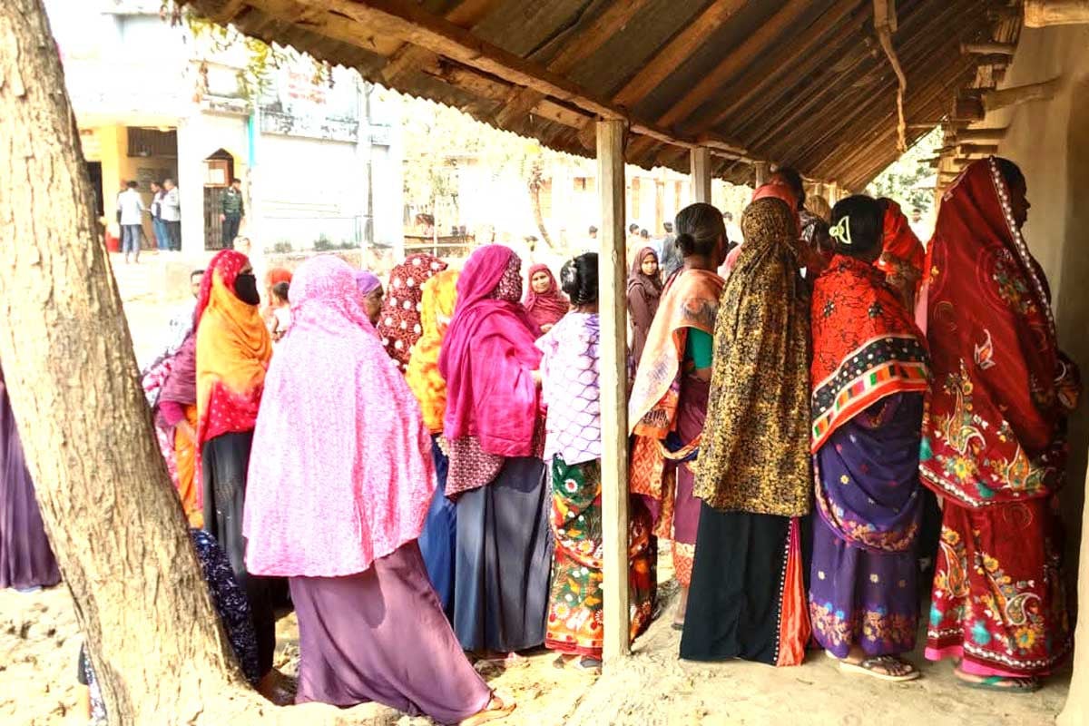 রাজশাহীতে সাড়ে ছয় ঘণ্টায় ৪৬.৮৩ শতাংশ ভোটগ্রহণ