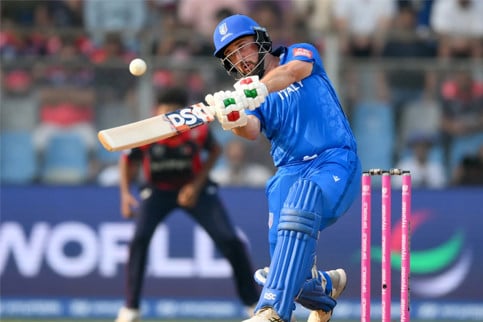 ১০ উইকেটের ঐতিহাসিক জয় পেল ইতালি