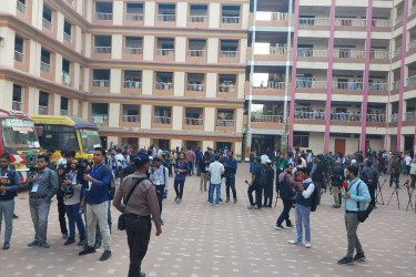 কঠোর নিরাপত্তায় মনিপুর উচ্চ বিদ্যালয় ও কলেজ কেন্দ্র