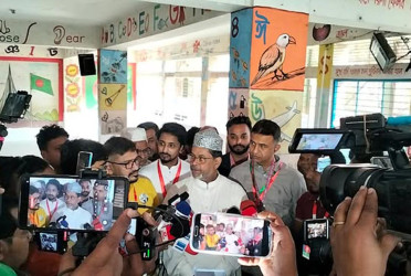 জটিলতা কাটিয়ে ভোট দিলেন বিএনপি প্রার্থী হামিদুর