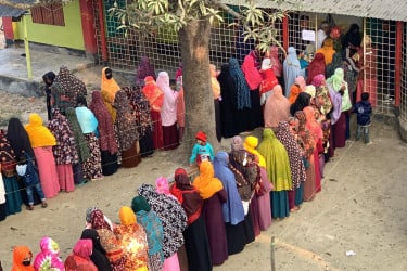 নাটোরে চারটি আসনে ৫৬৬ কেন্দ্রে ভোটগ্রহণ শুরু