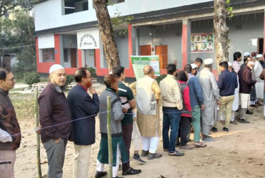 সারাদেশের মতো বগুড়াতেও ভোটের উৎসব