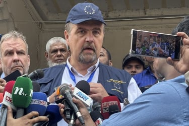 ভোটে ‘ইতিবাচক অংশগ্রহণ’ দেখছে ইইউ পর্যবেক্ষক মিশন