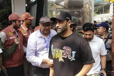 জীবনে প্রথম ভোট দিলাম, খুব ভালো লাগছে : তামিম ইকবাল