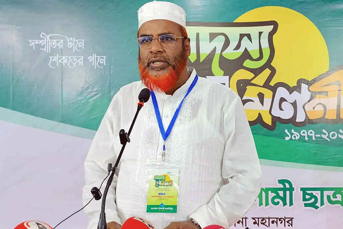 হেরে গেলেন গোলাম পরওয়ার