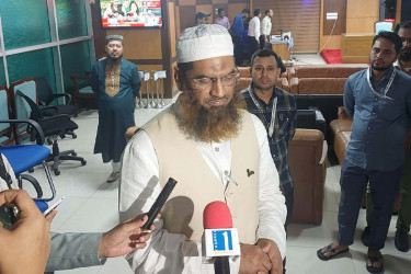 ফলাফল টেম্পারিংয়ের অভিযোগ মামুনুল হকের