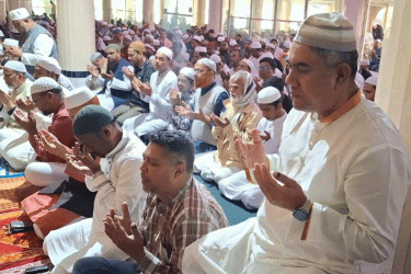 বেগম খালেদা জিয়ার মাগফিরাত ও বিএনপির জয়লাভে জয়পুরহাটে দোয়া