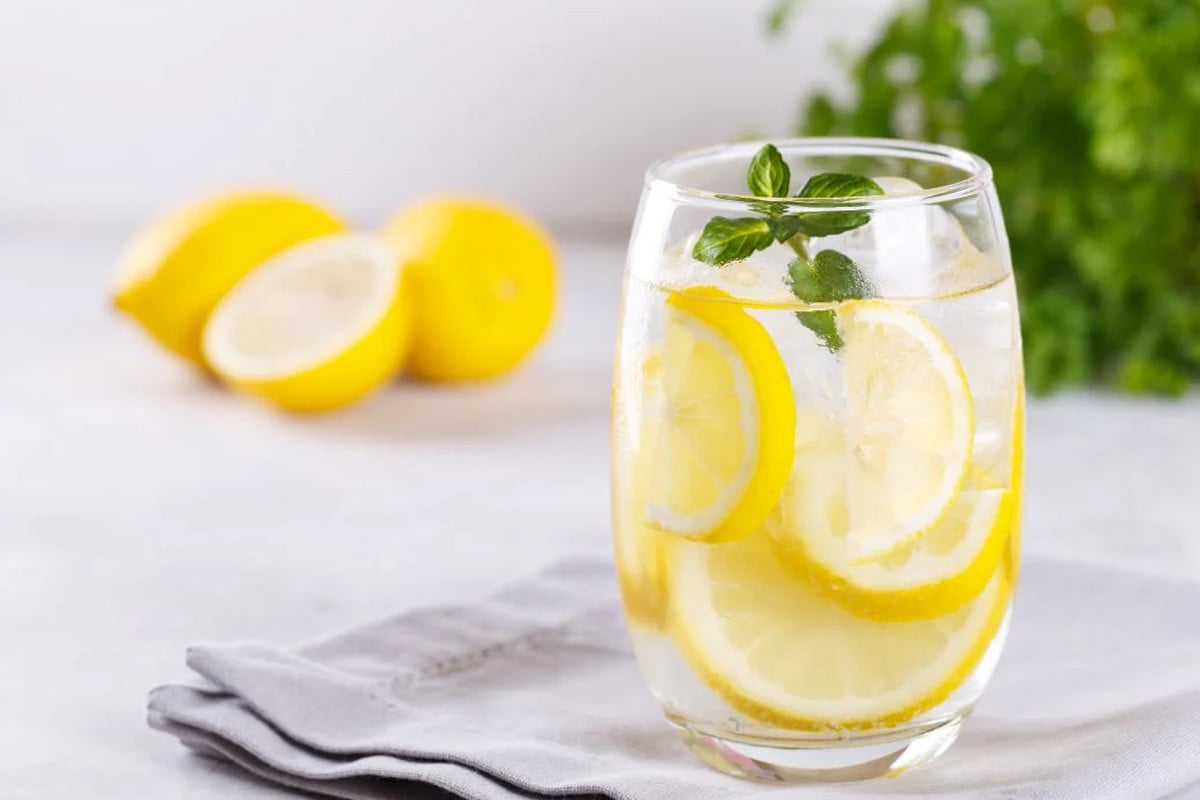 প্রতিদিন লেবু পানি খেলে যেসব উপকার হয়