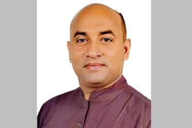 দেশের সর্বোচ্চ ভোট ব্যবধানে বিজয় ছিনিয়ে রেকর্ড গড়লেন হারুন-অর-রশিদ