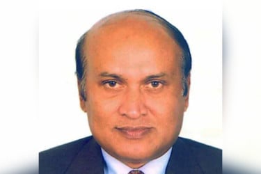 মন্ত্রিপরিষদ সচিবের অতিরিক্ত দায়িত্বে সিরাজ উদ্দিন মিয়া