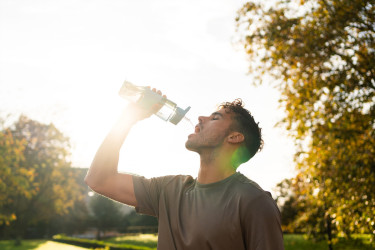 পানি কম পান করলে কি মাথাব্যথা হয়?