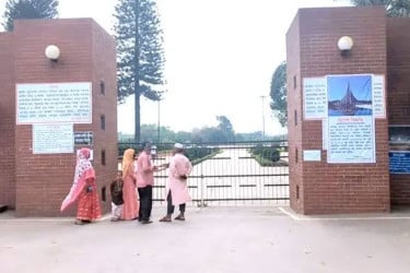 স্মৃতিসৌধে জনসাধারণের প্রবেশে নিষেধাজ্ঞা