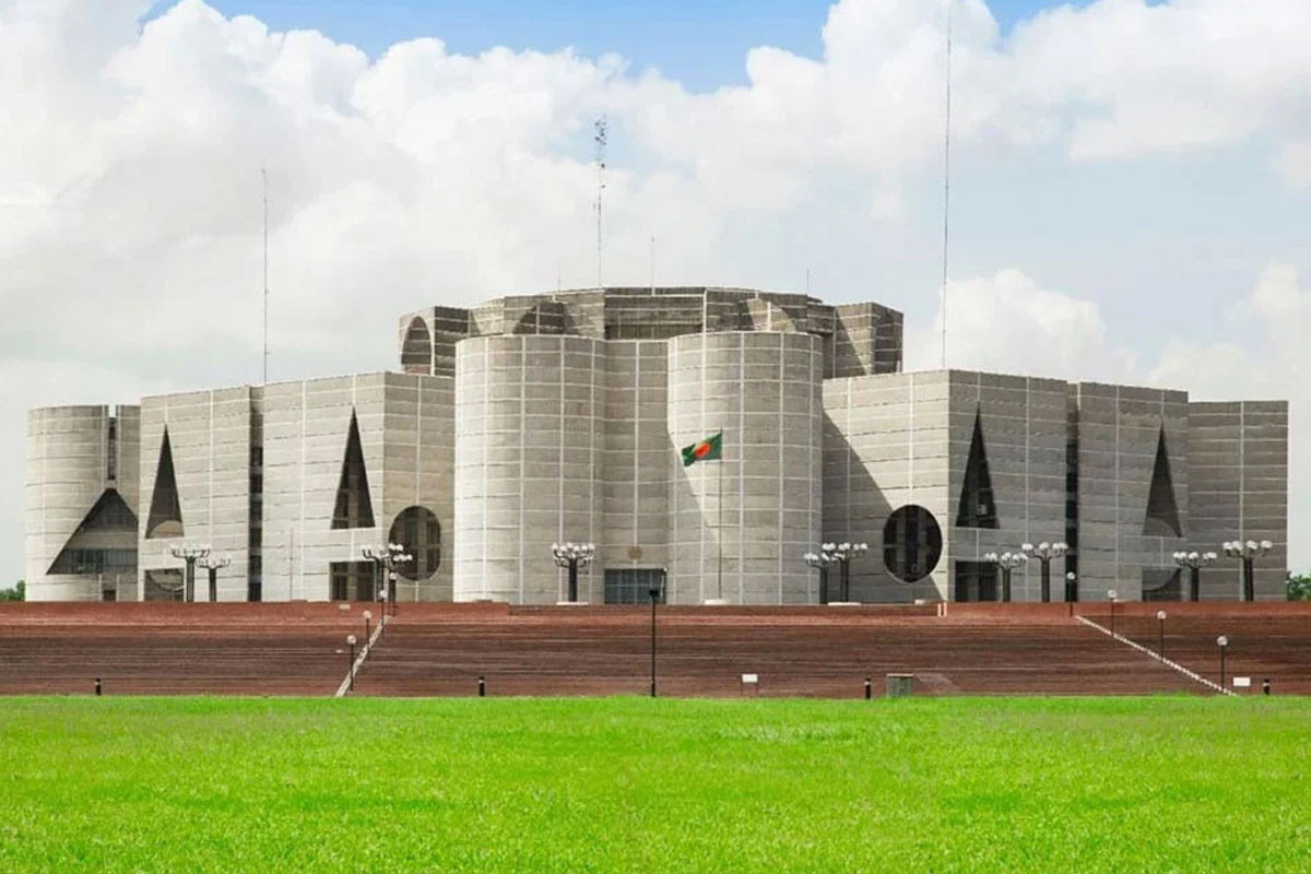 সবচেয়ে বেশি মন্ত্রী পেল যে বিভাগ