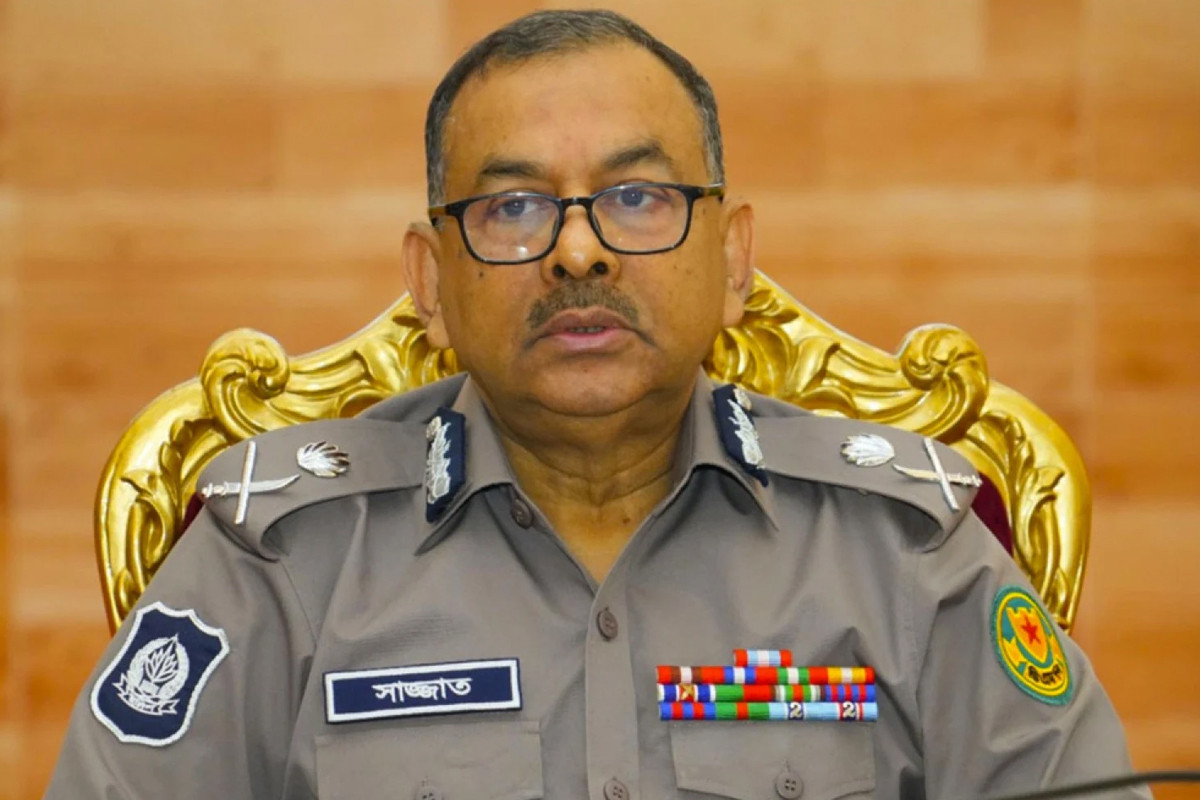 নিষ্ঠার সঙ্গে দায়িত্ব পালন করে সুষ্ঠু নির্বাচন উপহার দিয়েছে পুলিশ: ডিএমপি কমিশনার