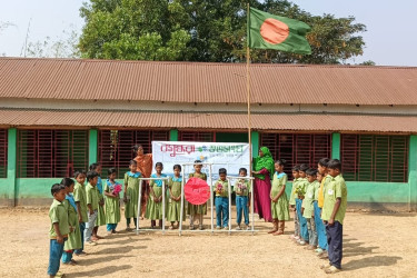 বাঁশ-রশি-কাগজে গড়া মিনার, হৃদয়ে অমলিন একুশ