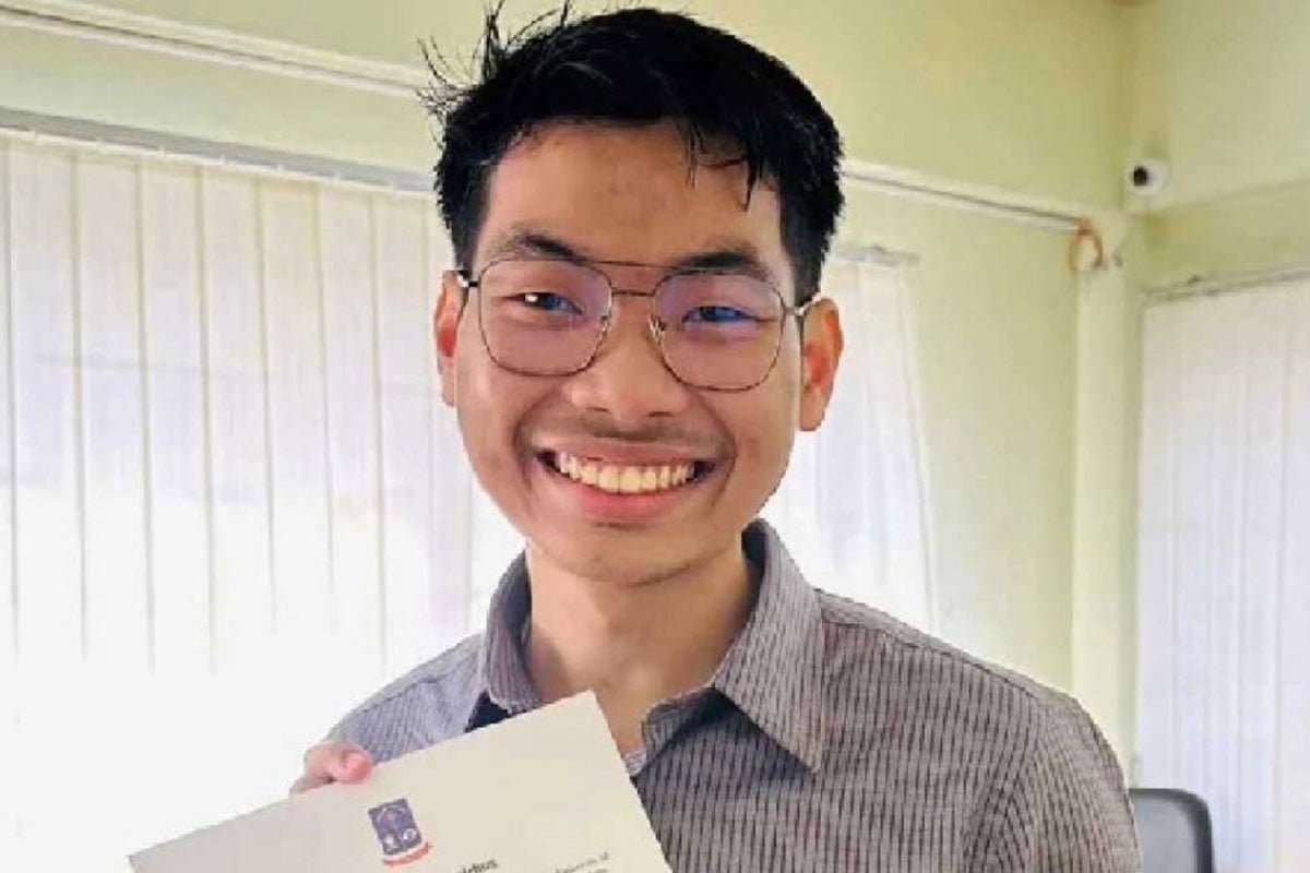 শহীদ মিনারে সাদিক কায়েম-ফরহাদরা, সর্ব মিত্রের ক্ষোভ