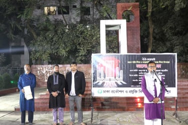 ‘শহিদদের আত্মত্যাগে উজ্জীবিত হয়ে দেশ গঠনে আত্মনিয়োগ করতে হবে’