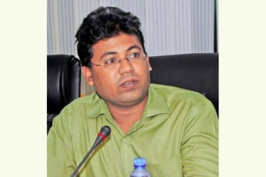 সরকারের চ্যালেঞ্জ : সীমিত সম্পদ ও বিপুল জনপ্রত্যাশা