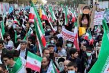 যে কারণে সরকারবিরোধী ছাত্র আন্দোলনে উত্তাল ইরান