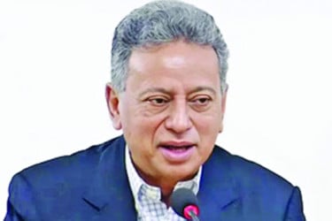 কথা কম বলে বেশি কাজ করতে চাই