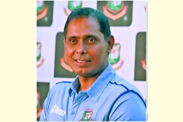 দেশের ক্রিকেটে নিষিদ্ধ মঞ্জুরুল ইসলাম