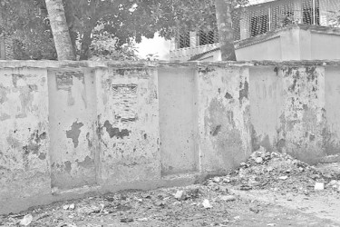 যেখানে-সেখানে বর্জ্য, ঝুঁকিতে জনস্বাস্থ্য