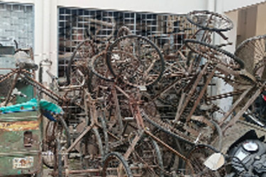 আদালত চত্বরে নষ্ট হচ্ছে মামলার আলামত