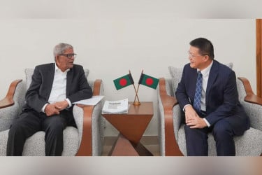 মির্জা ফখরুলের সঙ্গে চীনা রাষ্ট্রদূতের সৌজন্য সাক্ষাৎ