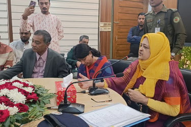 দখলদারি ও চাঁদাবাজিকে প্রশ্রয় দেওয়া যাবে না: লুনা