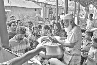 রমজানে ৩০ টাকায় বিরিয়ানি