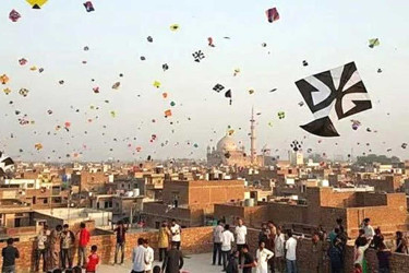 লাহোরে বসন্ত উৎসবে ১৭ জনের মৃত্যু