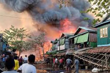 রাখাইনে জান্তার বিমান হামলায় নিহত ১৭