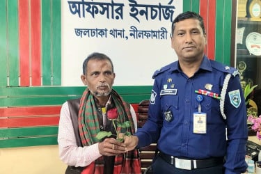 নীলফামারীতে ওসির উদ্যোগে স্বাভাবিক জীবনে ফিরছেন মাদক সেবী ও ব্যবসায়ীরা