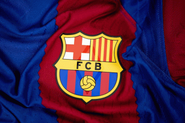 রেকর্ড আয়ের শীর্ষে বার্সেলোনা