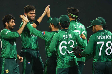 এই সমীকরণ মিললেই সেমিফাইনালে পাকিস্তান