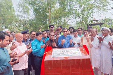 বগুড়ায় দুটি প্রকল্পের ভিত্তিপ্রস্তর স্থাপন করলেন প্রতিমন্ত্রী শাহে আলম