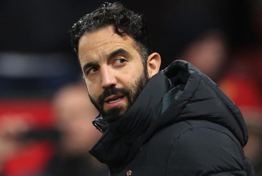 অ্যামুরিকে ছাঁটাই, ১ কোটি ৬০ লাখ পাউন্ডের ধাক্কা ইউনাইটেডের