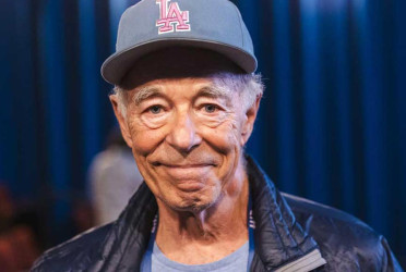 পৃথিবীতে এলিয়েনের আগমন নিয়ে নতুন দাবি নাসা বিজ্ঞানীর