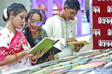 বইমেলায় প্রাণের স্পন্দন