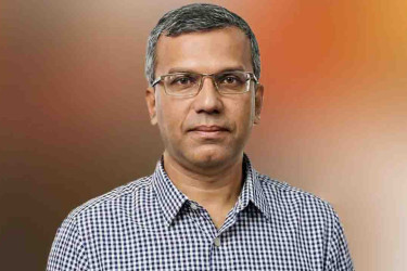 রাজনৈতিক চাপের কাছে নতি স্বীকার করব না