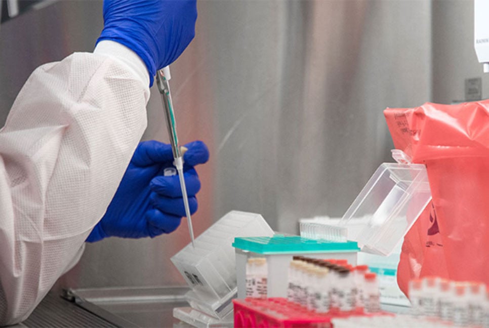 ফ্লু ভ্যাকসিন: ভাইরাস প্রতিরোধে সহজ উপায় খুঁজছে বিজ্ঞানীরা