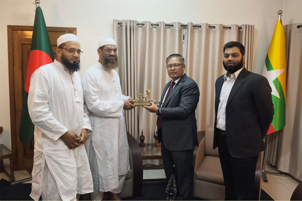 মিয়ানমারের রাষ্ট্রদূতের সঙ্গে মামুনুল হকের সৌজন্য সাক্ষাৎ