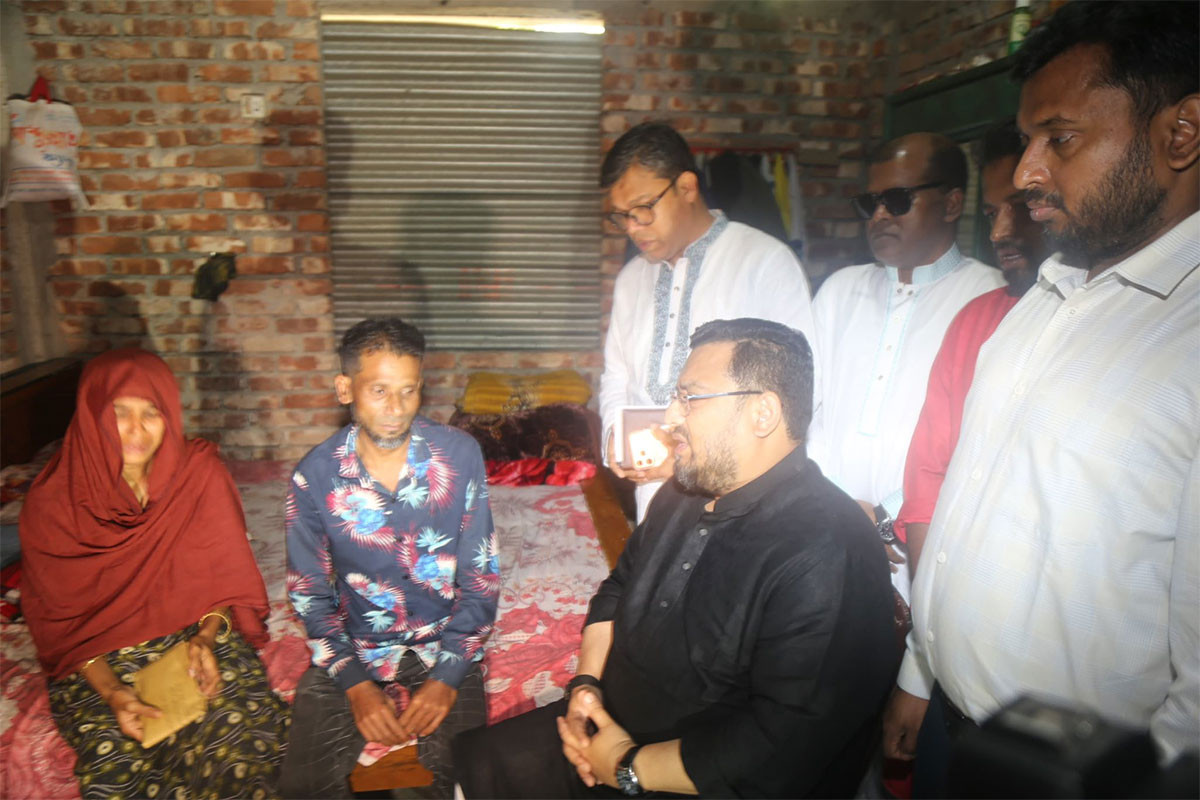 সীতাকুণ্ডের ঘটনা সবাইকে মানসিকভাবে আঘাত করেছে : মীর হেলাল