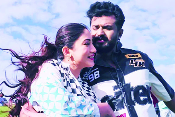 মুশফিক-সাফার ট্রু স্টোরি