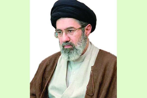 খামেনির উত্তরসূরি হলেন মোজতবা