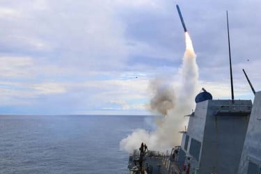 কাতার-কুয়েত-আমিরাত-জর্ডান ও ইরাকে সহায়তায় রাফালসহ রণতরী পাঠাচ্ছে ফ্রান্স