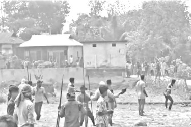 পাওনা টাকা-পারিবারিক বিরোধে সংঘর্ষ