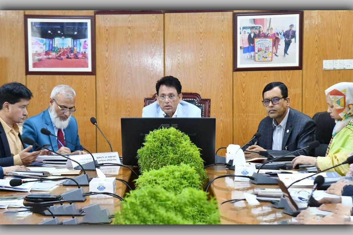 শিক্ষকদের যেন দপ্তরে দপ্তরে ঘুরতে না হয়: শিক্ষামন্ত্রী