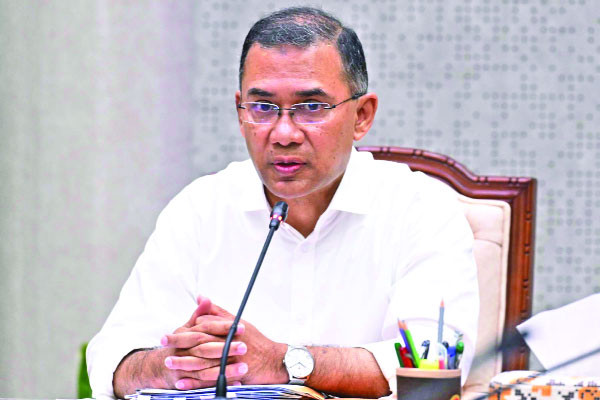 প্রধানমন্ত্রীর বিদেশে যাওয়া আসার রাষ্ট্রাচার পরিবর্তন