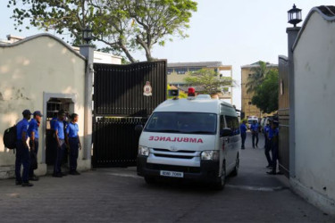 ডুবে যাওয়া ইরানি জাহাজ থেকে ৮০ জনের মরদেহ উদ্ধার